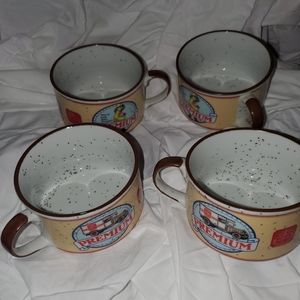 Set of 4 Nabisco Saltine Cracker soup bowls